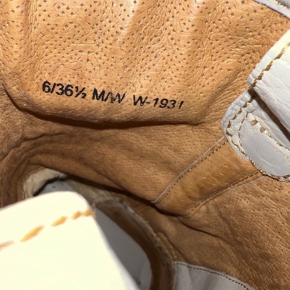 Born Southwestern Aztec style tapestry wool and leather midi boot - Picture 12 of 12